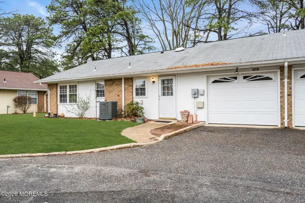 Property Slideshow image 3 of 29 | 29 edinburgh dr d, Manchester, NJ, 08759