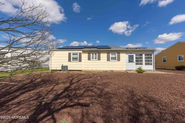 Property Slideshow image 2 of 19 | 43 carlisle rd, Toms River, NJ, 08757