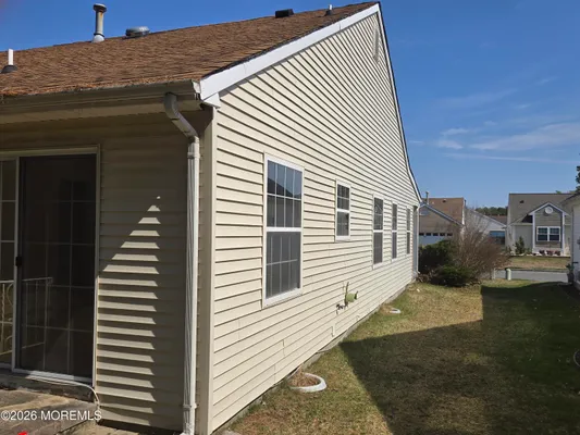 Property Slideshow image 2 of 18 | 17 trent dr, Toms River, NJ, 08757