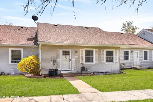 Property Slideshow image 3 of 25 | 24 calle de elvira b, Freehold, NJ, 07728