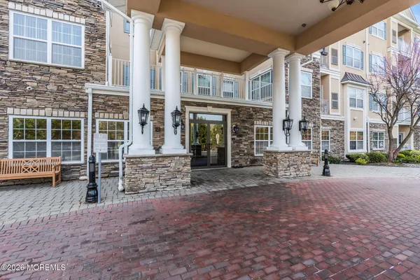 Property Slideshow image 3 of 34 | 540 cranbury rd 329, East Brunswick, NJ, 08816