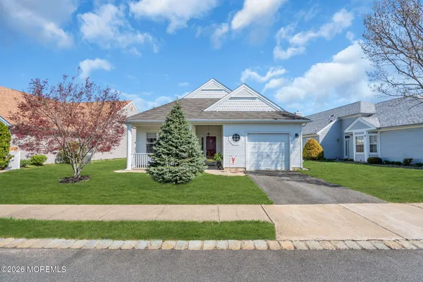 Property Slideshow image 3 of 37 | 5 florence dr, Manchester, NJ, 08759