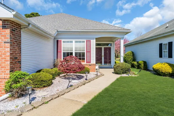 Property Slideshow image 3 of 77 | 35 quicksilver ct, Lakewood, NJ, 08701