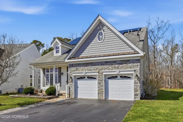 Property Slideshow image 2 of 43 | 27 plymouth way, Barnegat, NJ, 08005