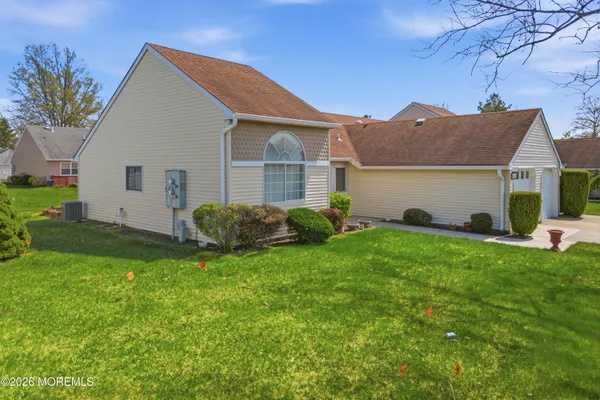 Property Slideshow image 2 of 26 | 853 ardmore rd 853a, Monroe, NJ, 08831