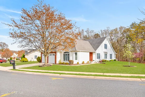 Property Slideshow image 3 of 42 | 2299 agincourt rd, Toms River, NJ, 08755