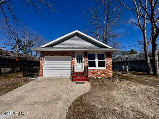 Property Slideshow image 3 of 30 | 4 dogwood rd, Stafford, NJ, 08050