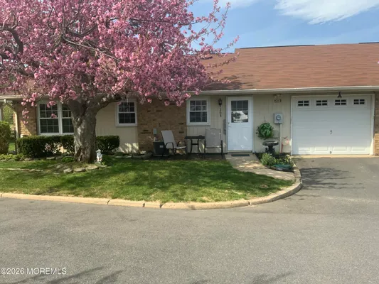 Property Slideshow image 2 of 27 | 26b yorkshire ct, Manchester, NJ, 08759