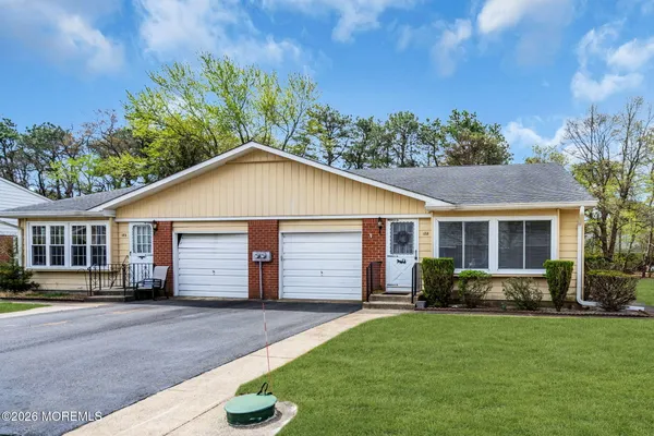 Property Slideshow image 2 of 29 | 18 lenape dr b, Whiting, NJ, 08759