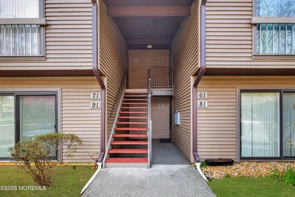 Property Slideshow image 3 of 26 | 61 hancock ct, Red Bank, NJ, 07701