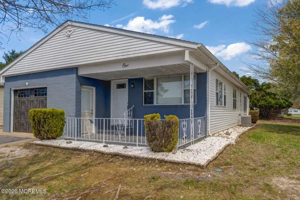 Property Slideshow image 2 of 2 | 1 redlands ct, Toms River, NJ, 08757