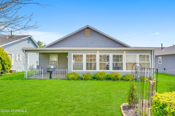 Property Slideshow image 2 of 42 | 3 everest dr, Brick, NJ, 08724