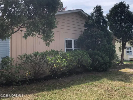 Property Slideshow image 2 of 35 | 653f plymouth dr, Lakewood, NJ, 08701