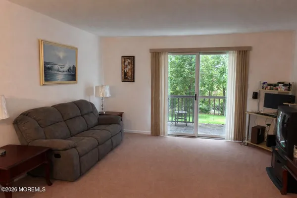 Property Slideshow image 3 of 13 | 91 arrowood rd d, Manalapan, NJ, 07726