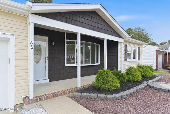 Property Slideshow image 3 of 39 | 46 auburn rd, Toms River, NJ, 08757