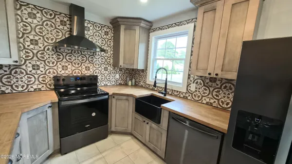 Property Slideshow image 3 of 35 | 12a sunset rd, Whiting, NJ, 08759