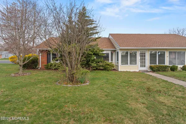 Property Slideshow image 2 of 24 | 404a picardy ct, Lakewood, NJ, 08701