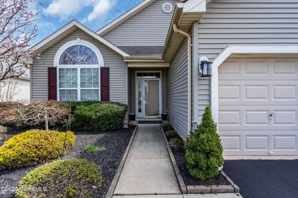 Property Slideshow image 3 of 26 | 111 enclave blvd, Lakewood, NJ, 08701