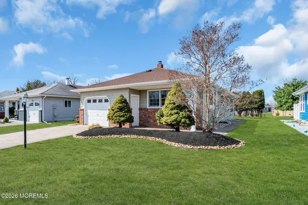 Property Slideshow image 2 of 36 | 24 frederiksted st, Toms River, NJ, 08757