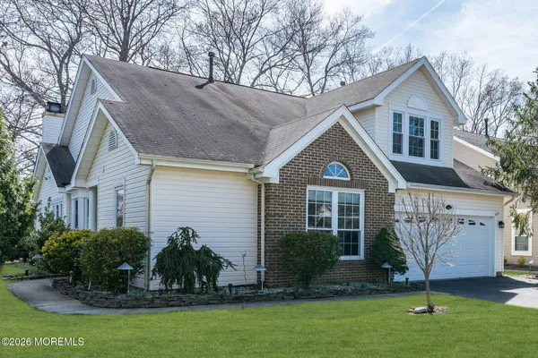 Property Slideshow image 2 of 67 | 124 sylvan lake blvd, Bayville, NJ, 08721