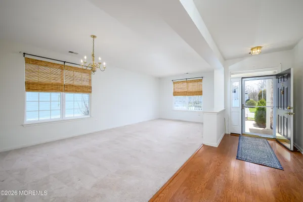 Property Slideshow image 3 of 32 | 33 cromwell ln, Jackson, NJ, 08527