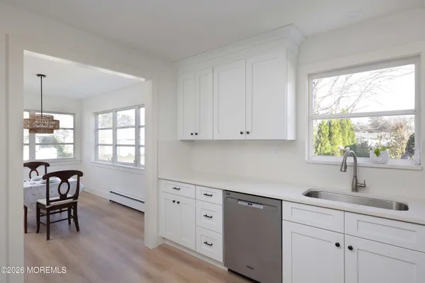 Property Slideshow image 3 of 33 | 6 hardy ct, Brick, NJ, 08724