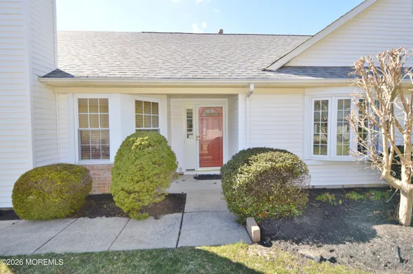 Property Slideshow image 3 of 70 | 2753 rockport ln, Toms River, NJ, 08755
