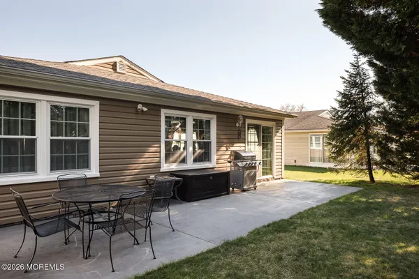 Property Slideshow image 2 of 26 | 13 tennis ct, Brick, NJ, 08723