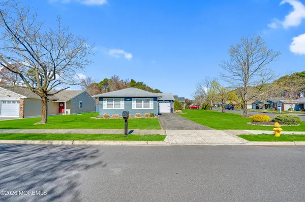 Property Slideshow image 2 of 24 | 2 mariner pl, Brick, NJ, 08723