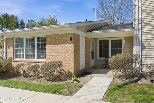 Property Slideshow image 3 of 27 | 1 boxwood ter 243, Red Bank, NJ, 07701