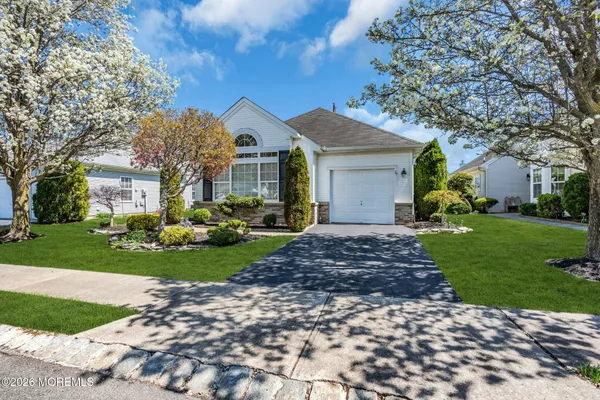 Property Slideshow image 3 of 56 | 79 halsted dr, Manchester, NJ, 08759