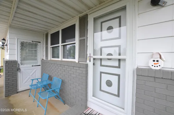 Property Slideshow image 3 of 19 | 32 bonaire dr, Toms River, NJ, 08757