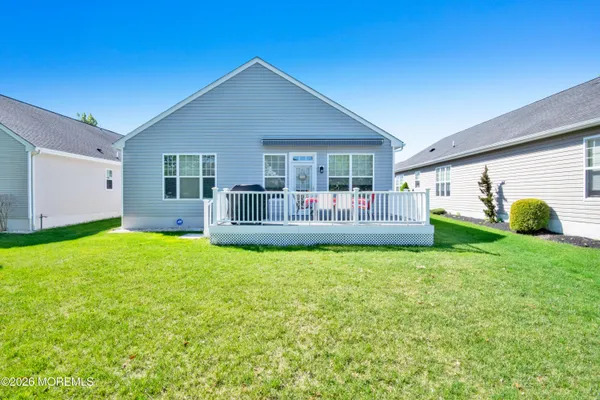 Property Slideshow image 3 of 40 | 31 heath ln, Jackson, NJ, 08527