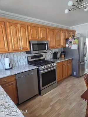 Property Slideshow image 2 of 20 | 7 augusta ct, Toms River, NJ, 08757