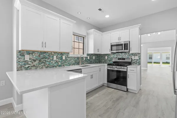 Property Slideshow image 2 of 26 | 3 baldwin dr, Manchester, NJ, 08759