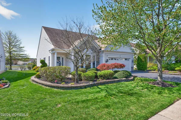 Property Slideshow image 3 of 55 | 35 chalfont ln, Manchester, NJ, 08759