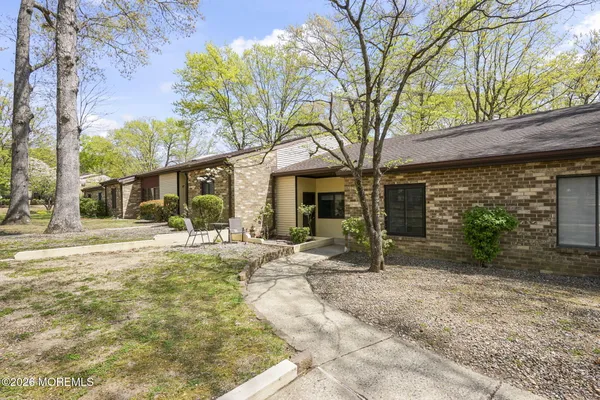 Property Slideshow image 2 of 25 | 90 arrowood rd e, Manalapan, NJ, 07726