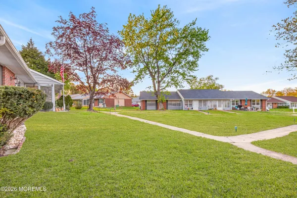 Property Slideshow image 3 of 28 | 569a sheffield ct, Lakewood, NJ, 08701