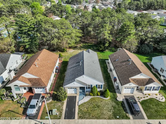 Property Slideshow image 2 of 27 | 81 woodstock dr, Toms River, NJ, 08757