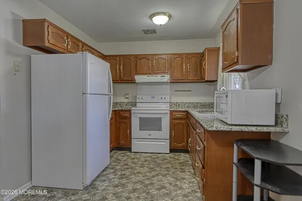 Property Slideshow image 2 of 18 | 73 bellhaven ct a, Whiting, NJ, 08759