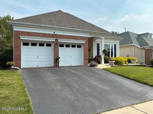 Property Slideshow image 2 of 2 | 5 summerfield dr, Lakewood, NJ, 08701