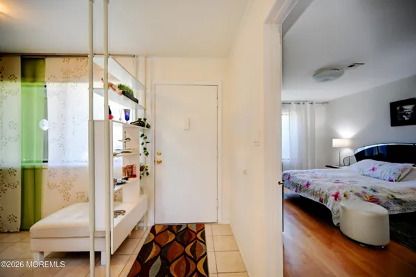 Property Slideshow image 3 of 29 | 220 medford ct b, Manalapan, NJ, 07726