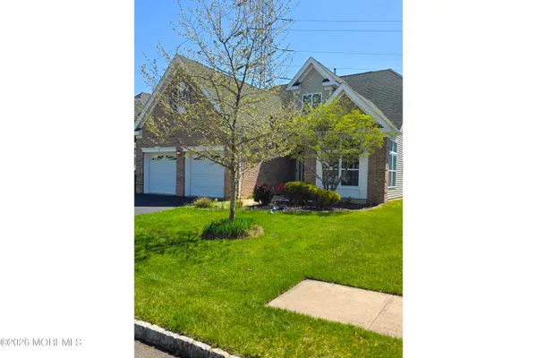 Property Slideshow image 2 of 30 | 75 jumping brook dr, Lakewood, NJ, 08701
