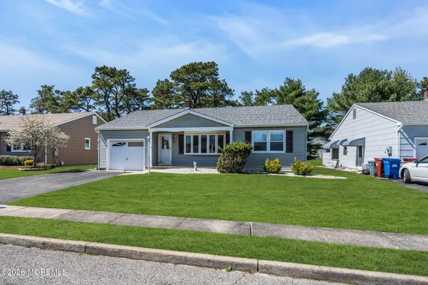 Property Slideshow image 2 of 28 | 84 westport dr, Toms River, NJ, 08757