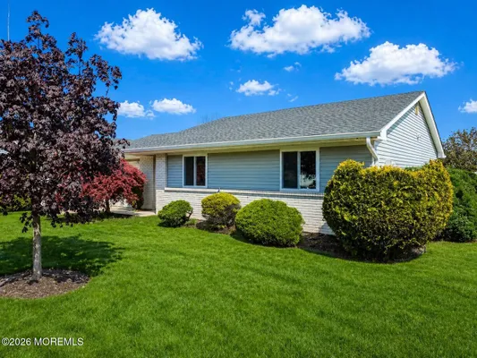 Property Slideshow image 2 of 28 | 732c ralston plz, Monroe, NJ, 08831