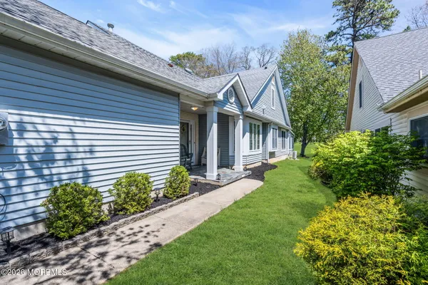 Property Slideshow image 3 of 52 | 1698 buttonwood ave, Toms River, NJ, 08755