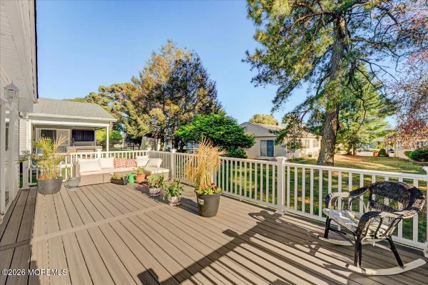 Property Slideshow image 3 of 21 | 28 inverell dr, Toms River, NJ, 08757