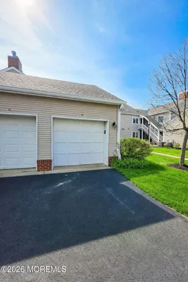 Property Slideshow image 3 of 26 | 1h rutland ln, Monroe, NJ, 08831