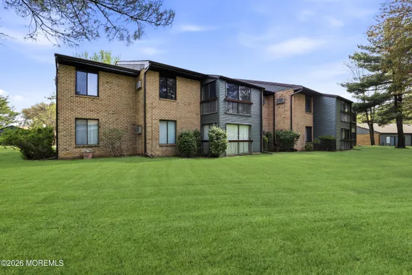 Property Slideshow image 3 of 20 | 236 medford ct j, Manalapan, NJ, 07726