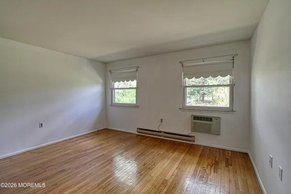 Property Slideshow image 3 of 14 | 1 wintergreen ln b, Whiting, NJ, 08759